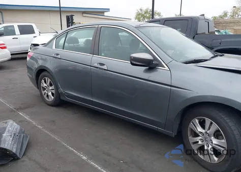 2010 Honda Accord 2.4 Lx-P из США, поврежденный, VIN 1HGCP2F46AA035086